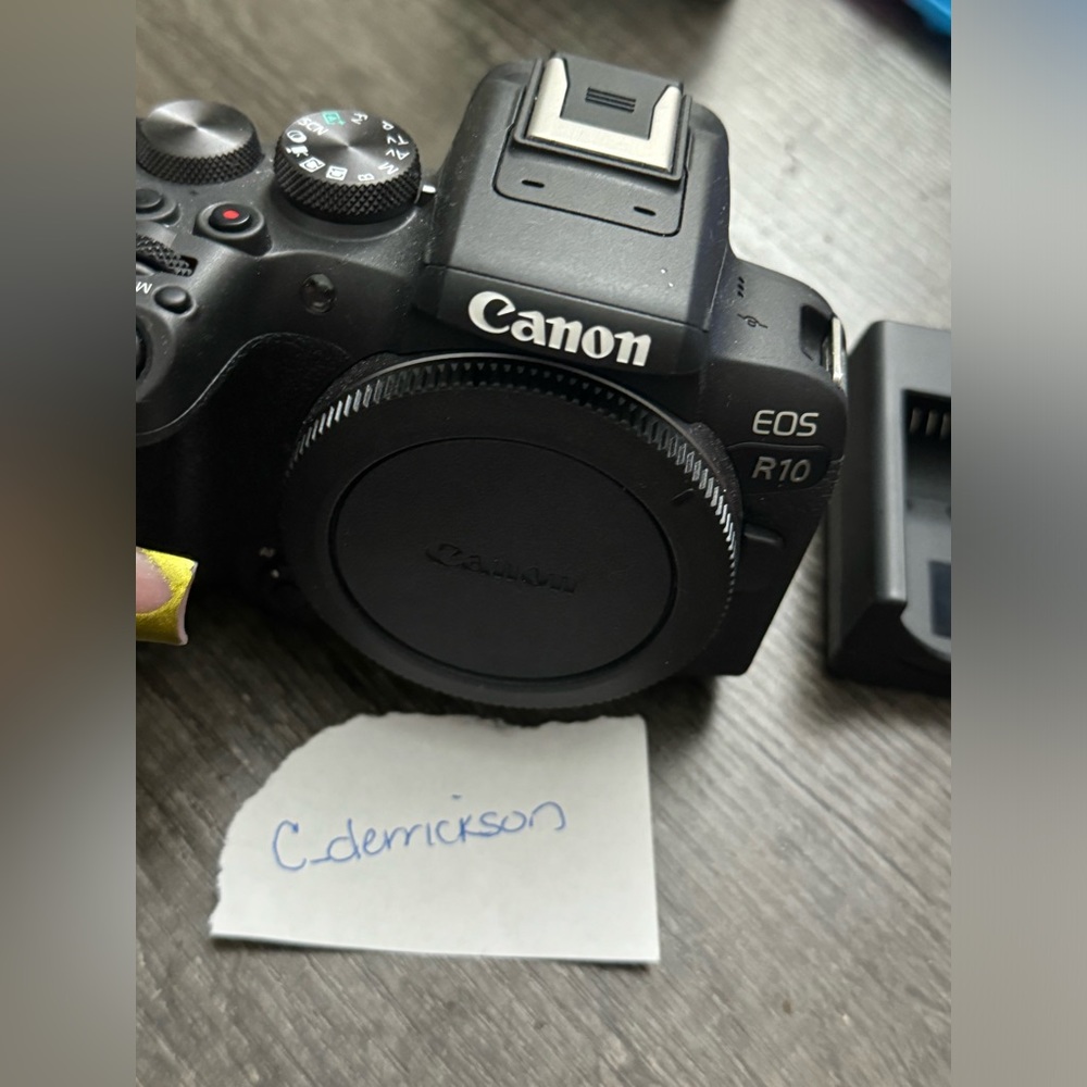 COPY - Canon EOS R10 Mirrorless Camera (Body Only)